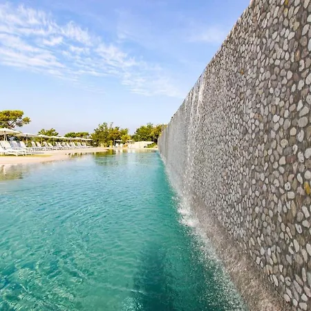 アパート Nikodom Mobile