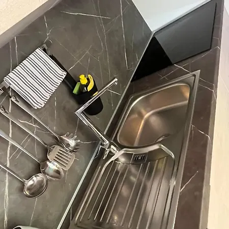 Apartman Nikodom Mobile