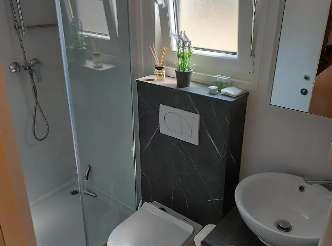 Nikodom Mobile * Selce