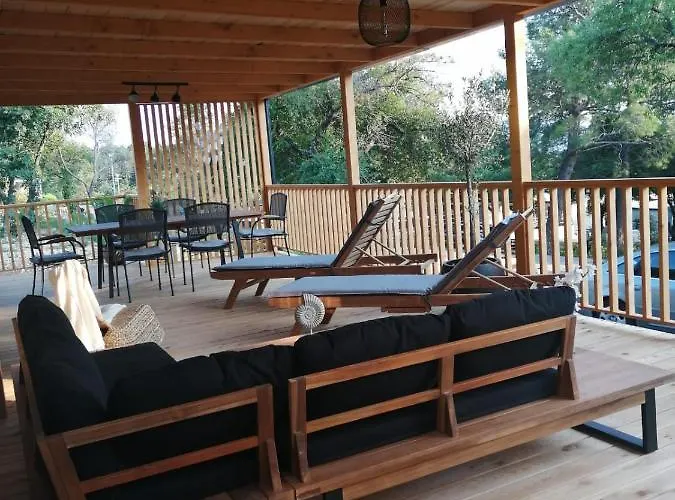 Nikodom Mobile Selce