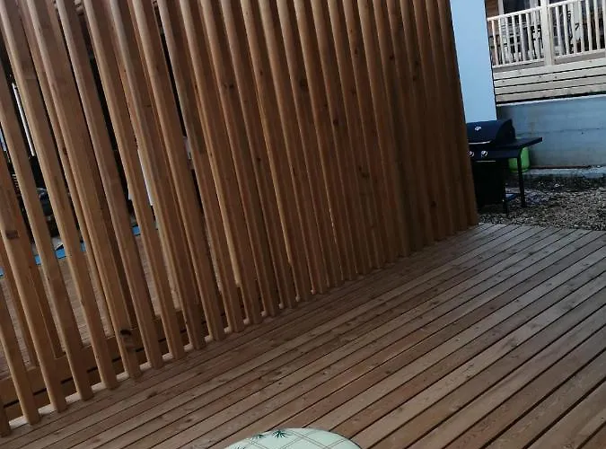 Nikodom Mobile Apartman *