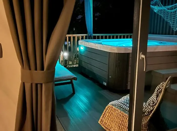 Nikodom Mobile Selce